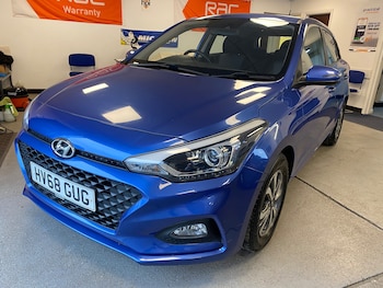 Used Hyundai i20 2018 for sale - 75604678: Photo