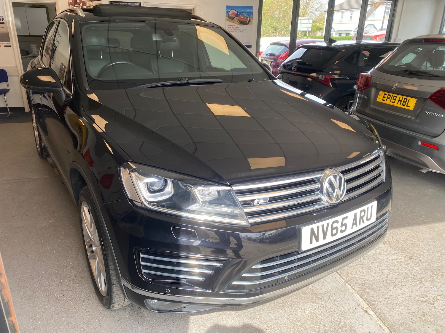 Used Volkswagen Touareg 2015 for sale - 78201525: Photo 1