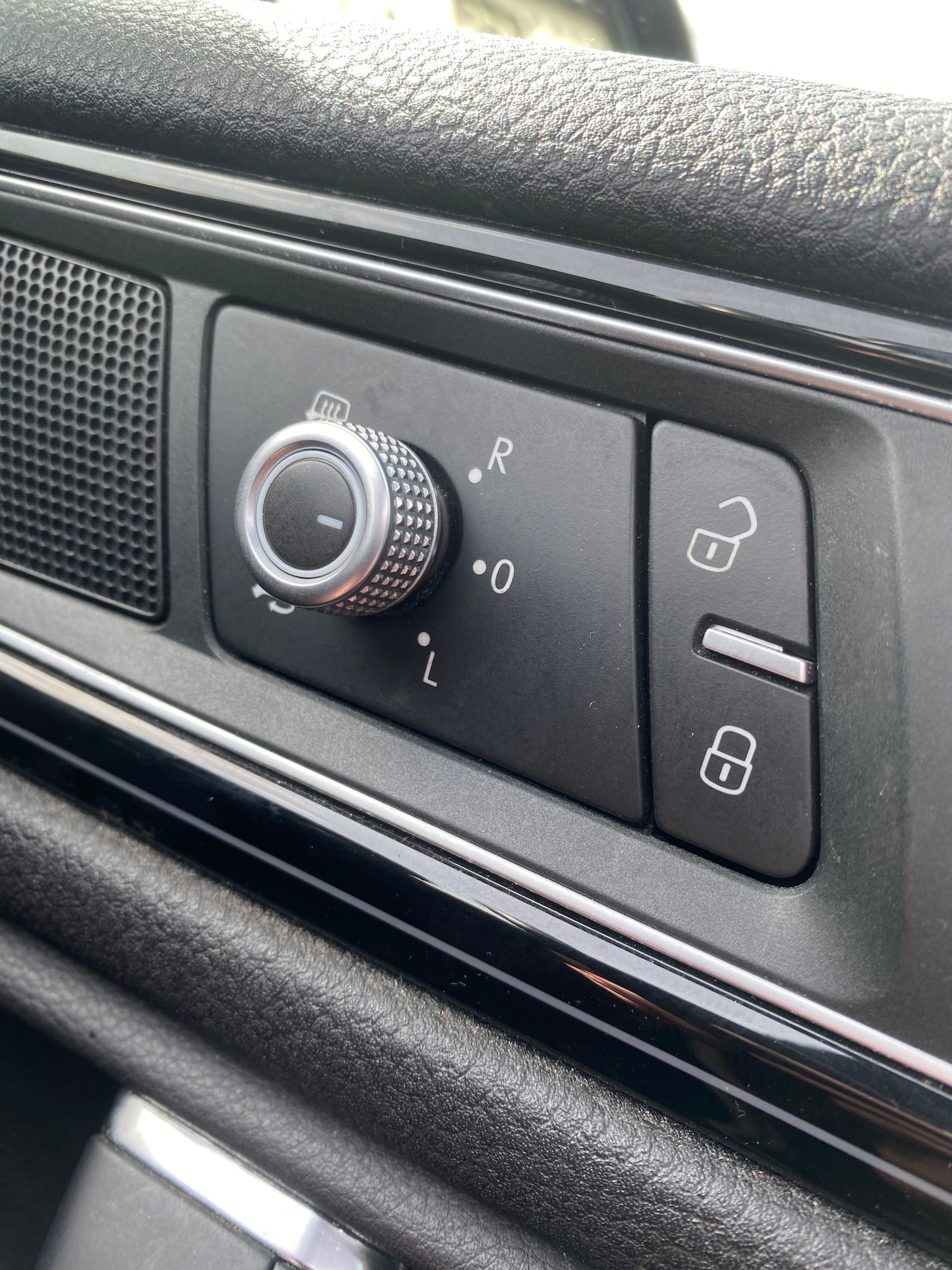 Used Volkswagen Touareg 2015 for sale - 78201525: Photo 21