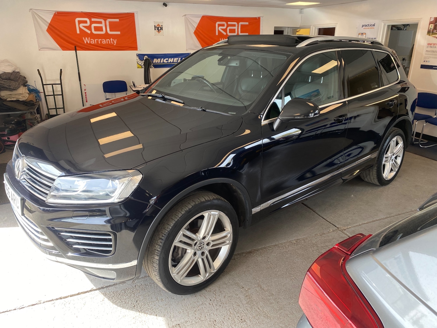 Used Volkswagen Touareg 2015 for sale - 78201525: Photo 6