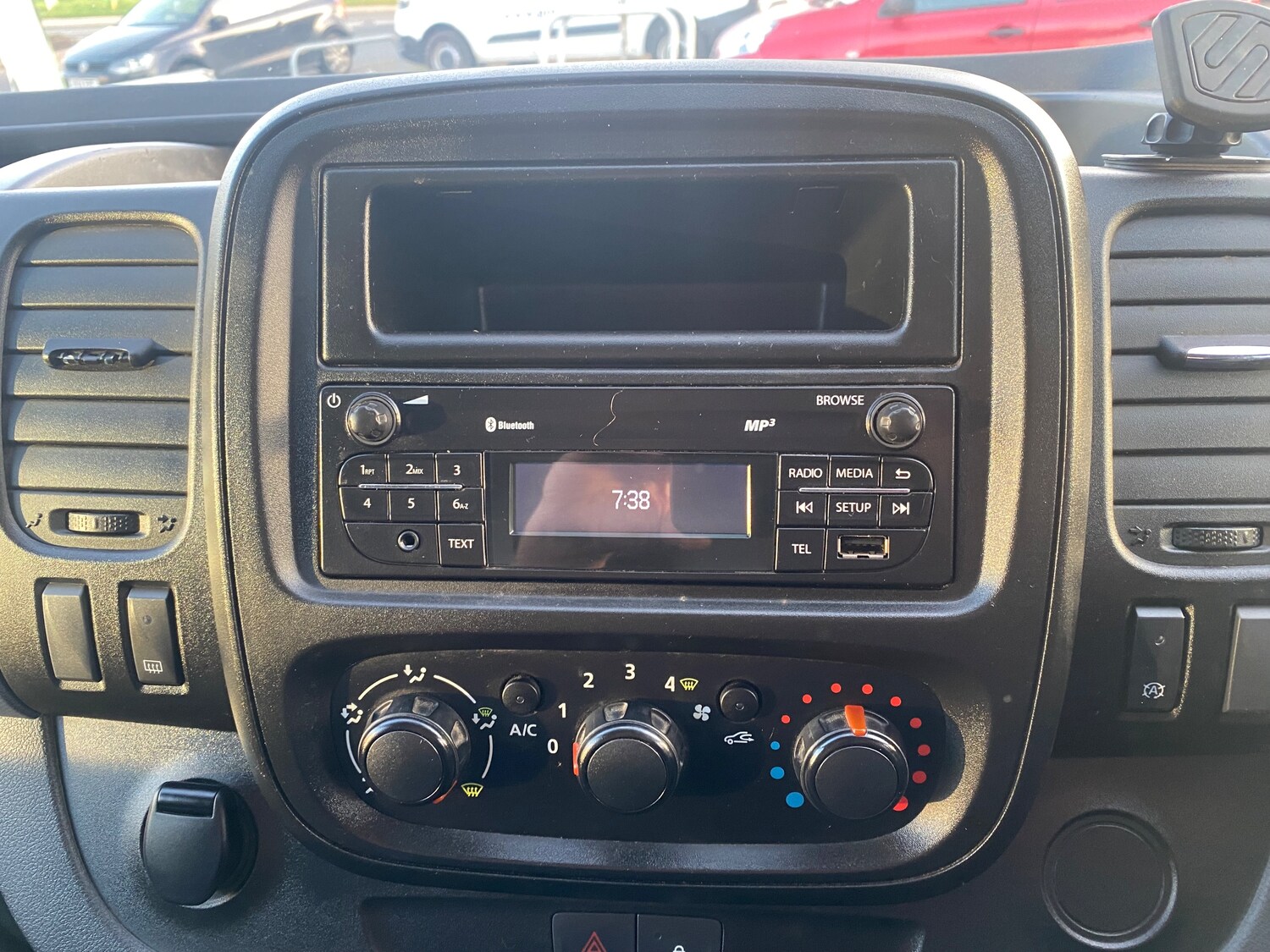 Used Vauxhall Vivaro 2017 for sale - 77666000: Photo 15