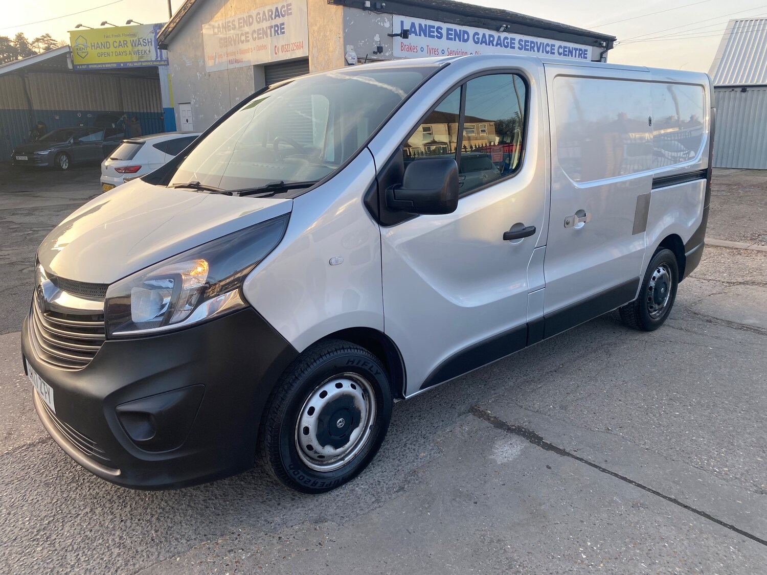 Used Vauxhall Vivaro 2017 for sale - 77666000: Photo 6