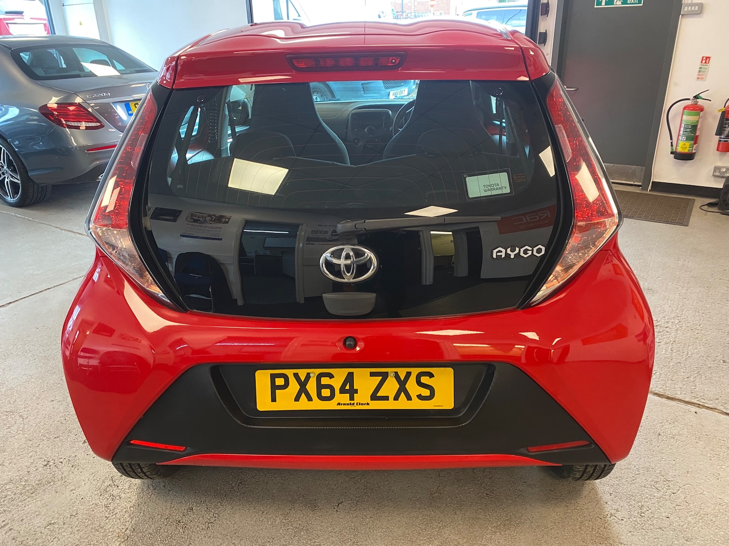 Used Toyota AYGO 2014 for sale - 76719618: Photo 8