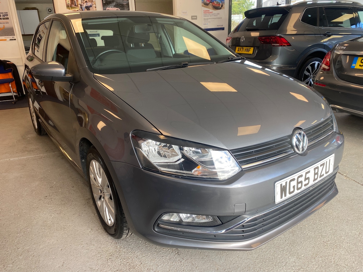 Used Volkswagen Polo 2015 for sale - 76386766: Photo 1