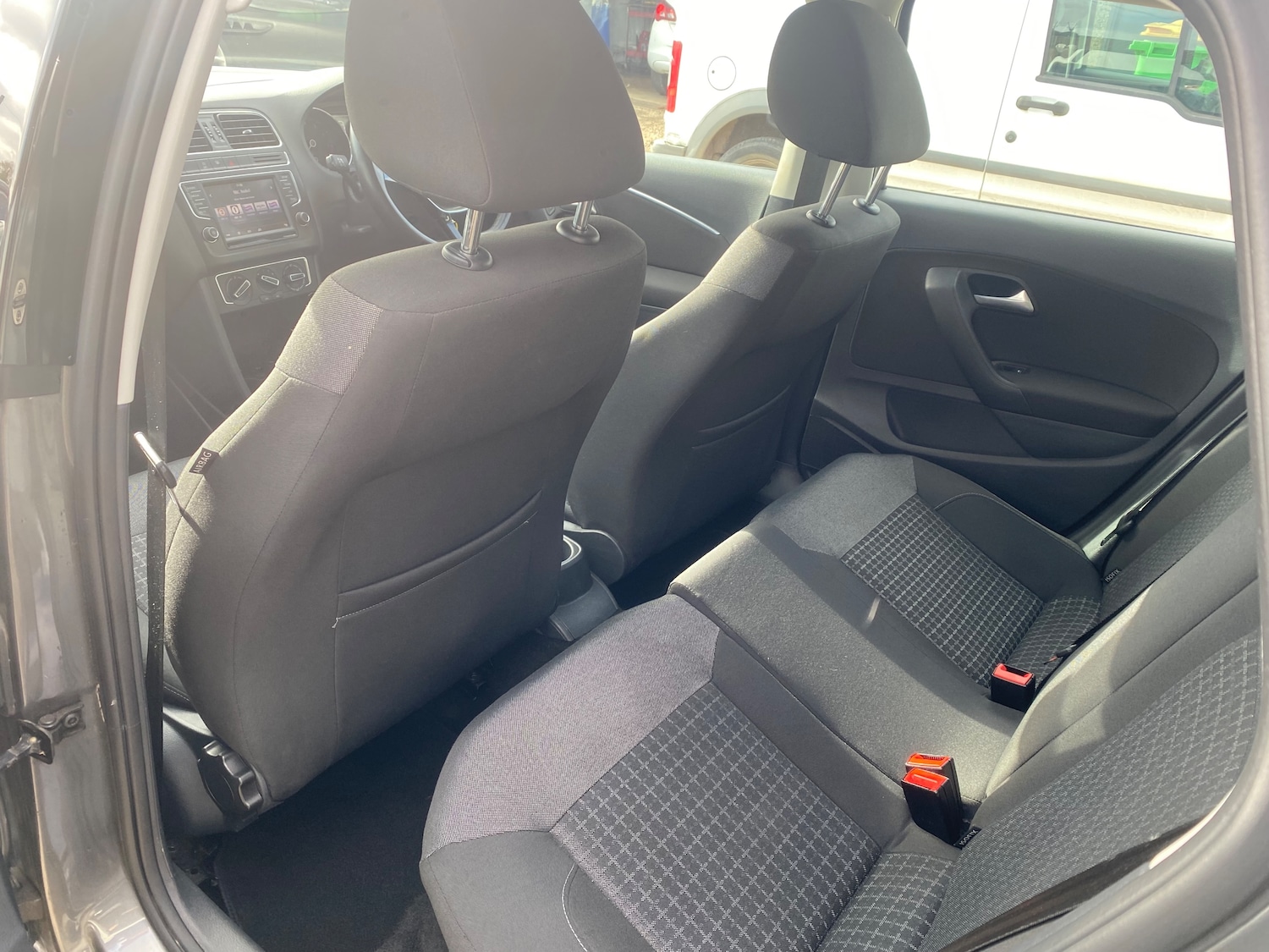 Used Volkswagen Polo 2015 for sale - 76386766: Photo 22