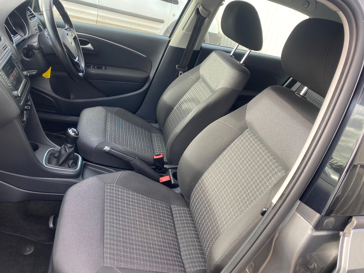 Used Volkswagen Polo 2015 for sale - 76386766: Photo 24