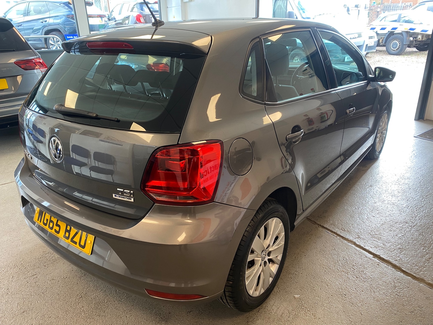 Used Volkswagen Polo 2015 for sale - 76386766: Photo 3
