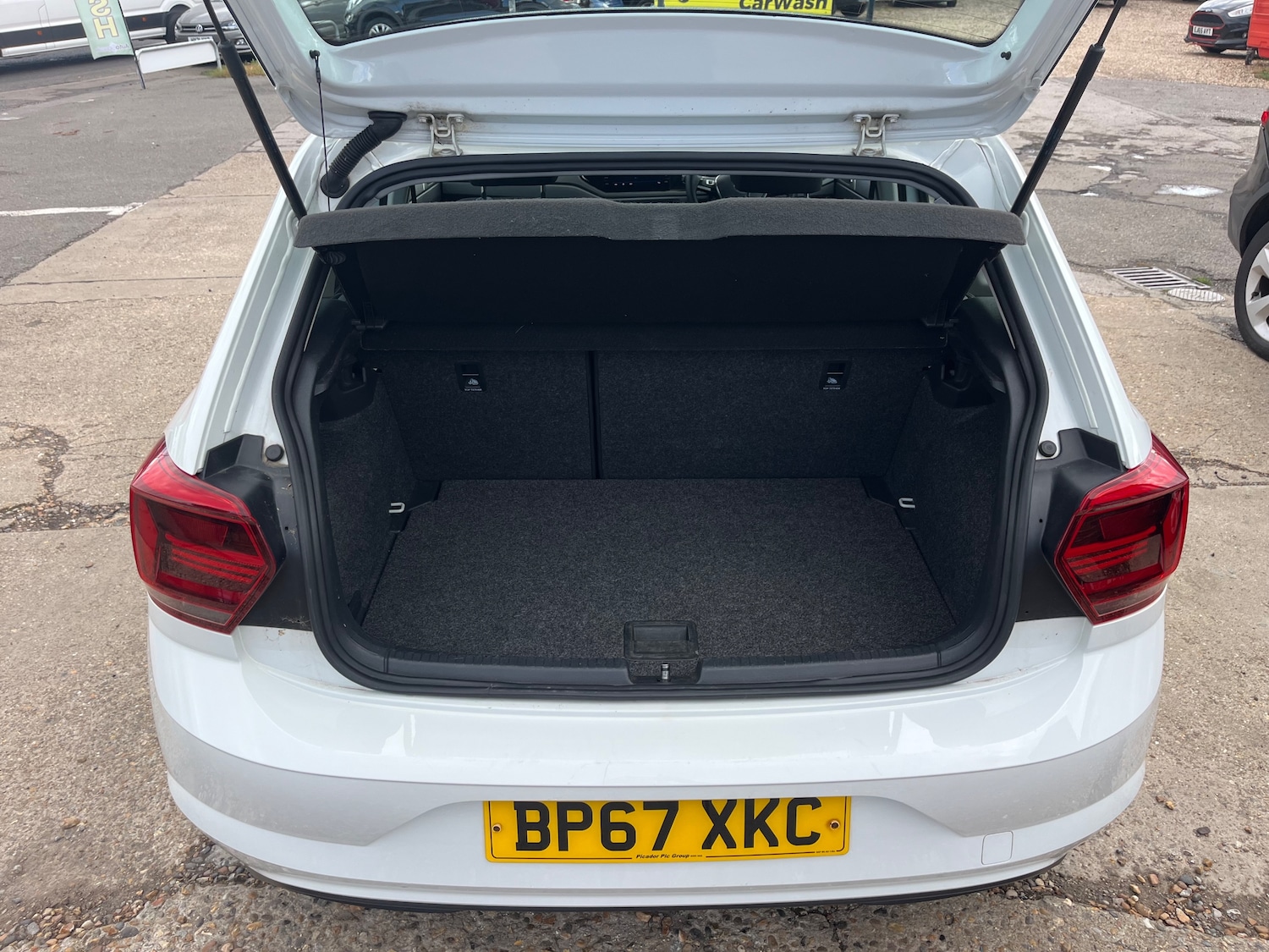 Vehicle 28