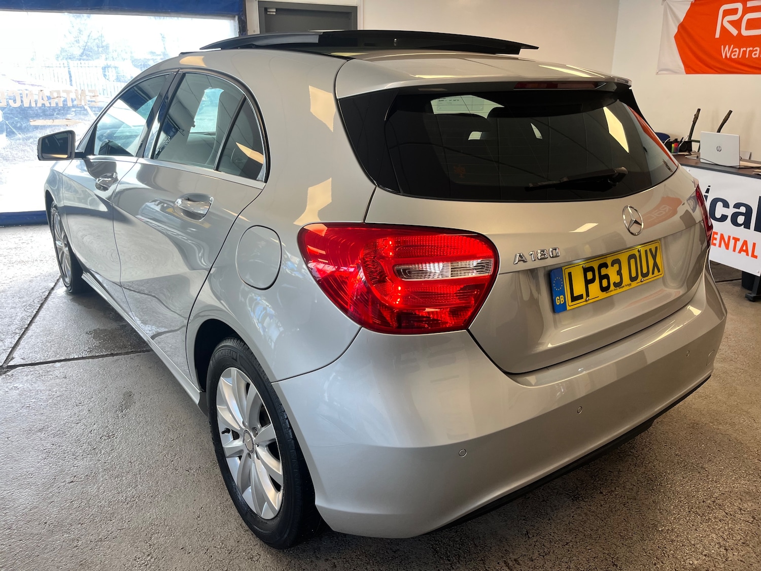 Used Mercedes-Benz A-Class 2014 for sale - 77462999: Photo 12