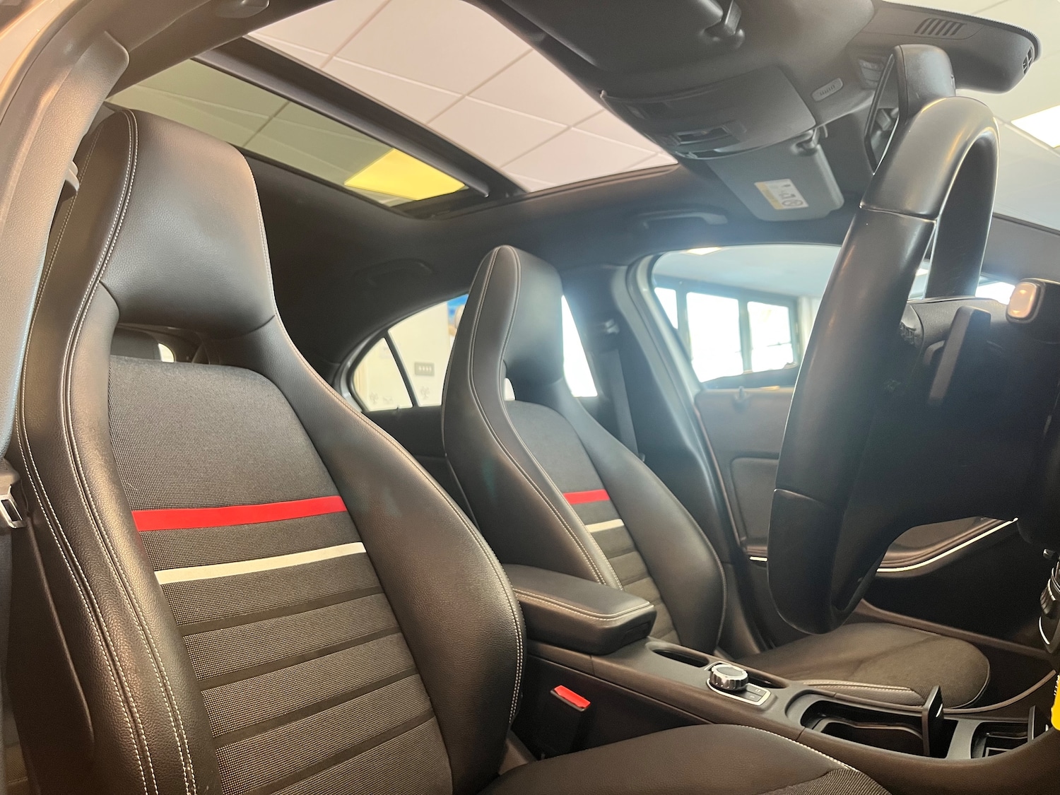 Used Mercedes-Benz A-Class 2014 for sale - 77462999: Photo 25