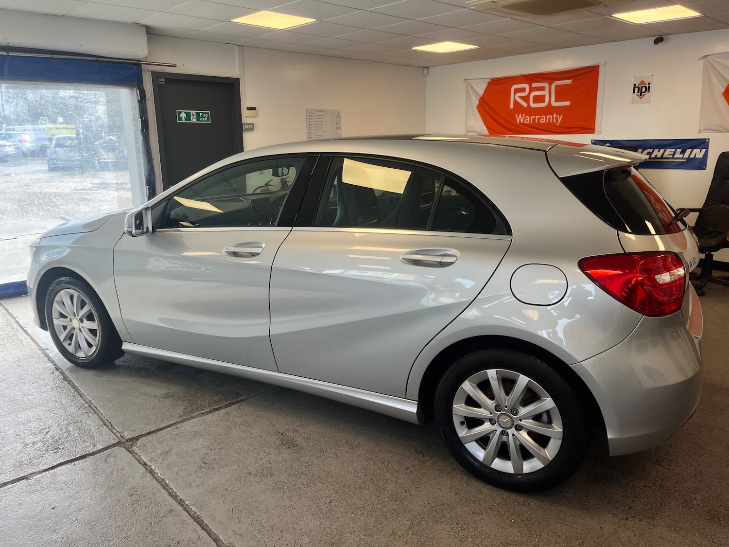 Used Mercedes-Benz A-Class 2014 for sale - 77462999: Photo 8