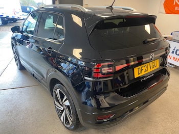 Used Volkswagen T-Cross 2021 for sale - 76546003: Photo
