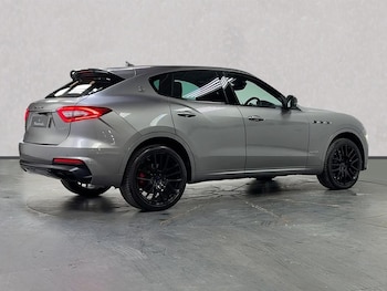 Used Maserati Levante 2019 for sale - 78139522: Photo