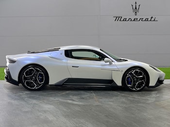 Used Maserati MC20 2022 for sale - 75490940: Photo