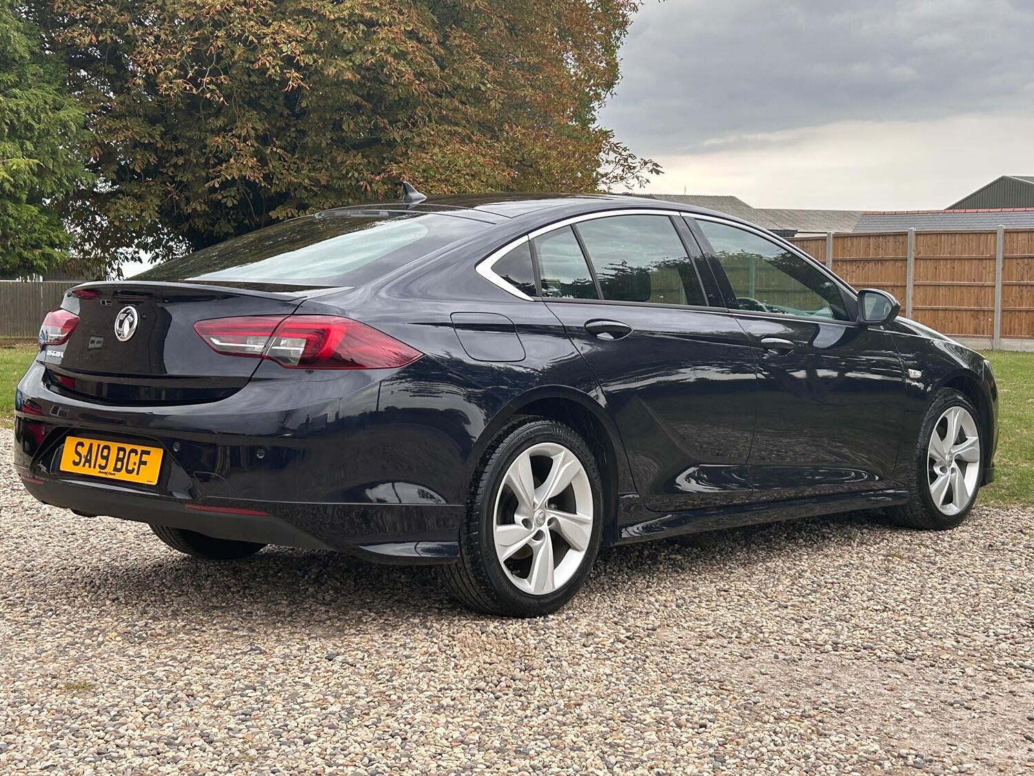 Used Vauxhall Insignia 2019 for sale - 76631560: Photo 10
