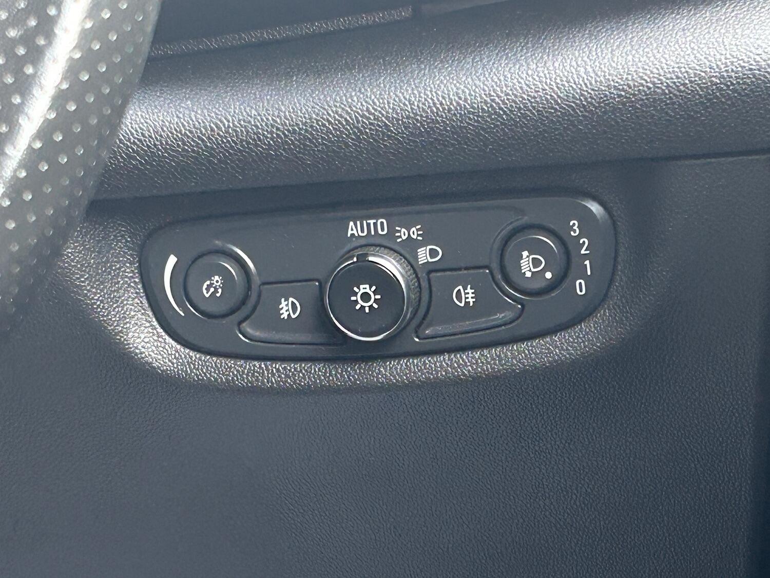 Used Vauxhall Insignia 2019 for sale - 76631560: Photo 25