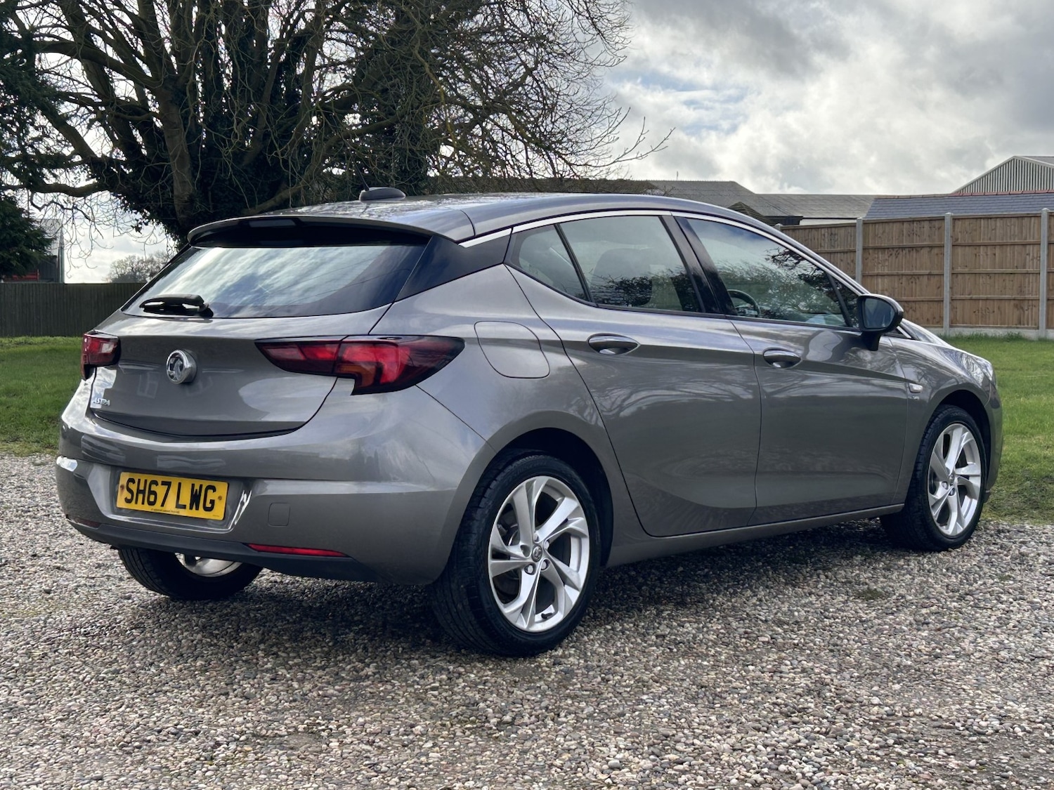 Used Vauxhall Astra 2017 for sale - 77635360: Photo 10