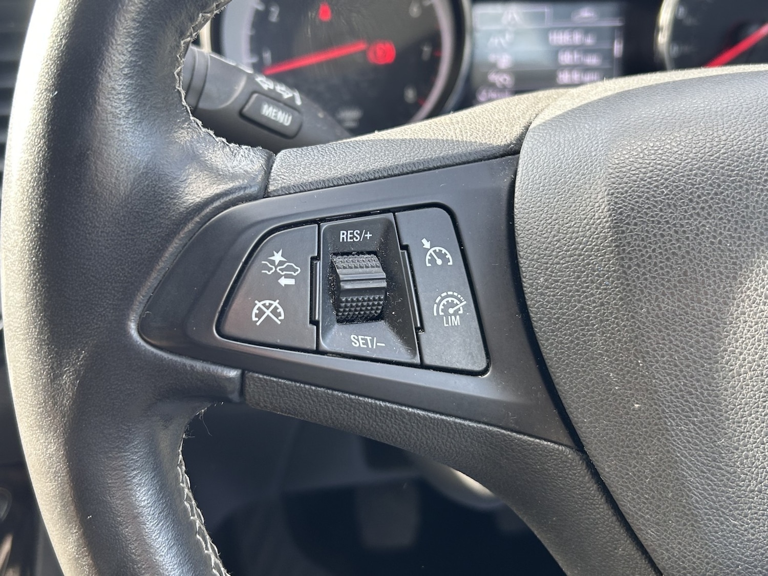 Used Vauxhall Astra 2017 for sale - 77635360: Photo 22