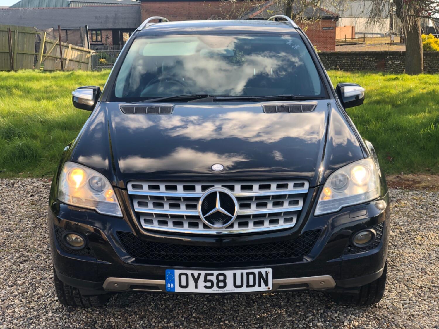 Used Mercedes-Benz M Class 2008 for sale - 76618729: Photo 3