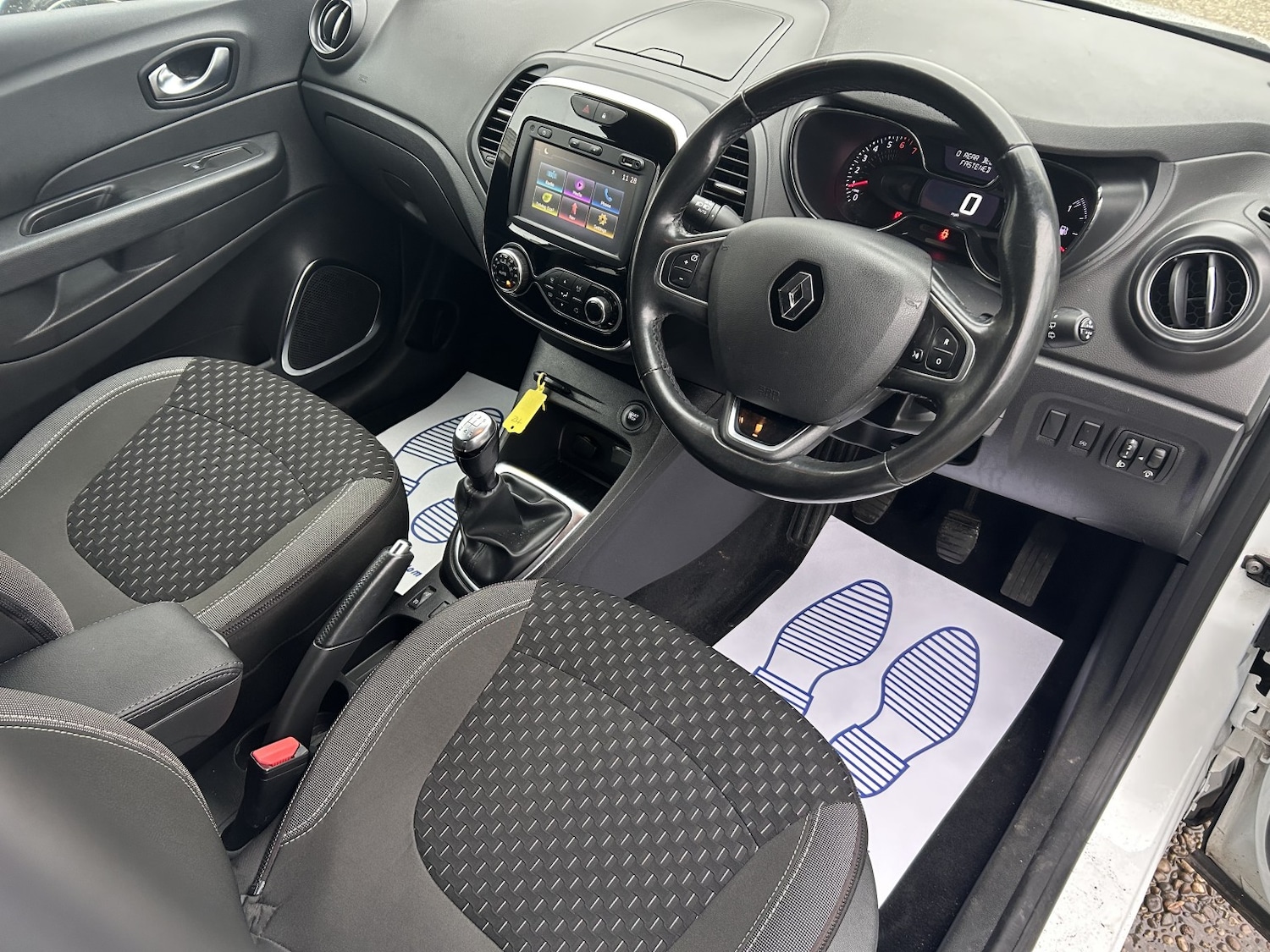 Used Renault Captur 2018 for sale - 77423392: Photo 13