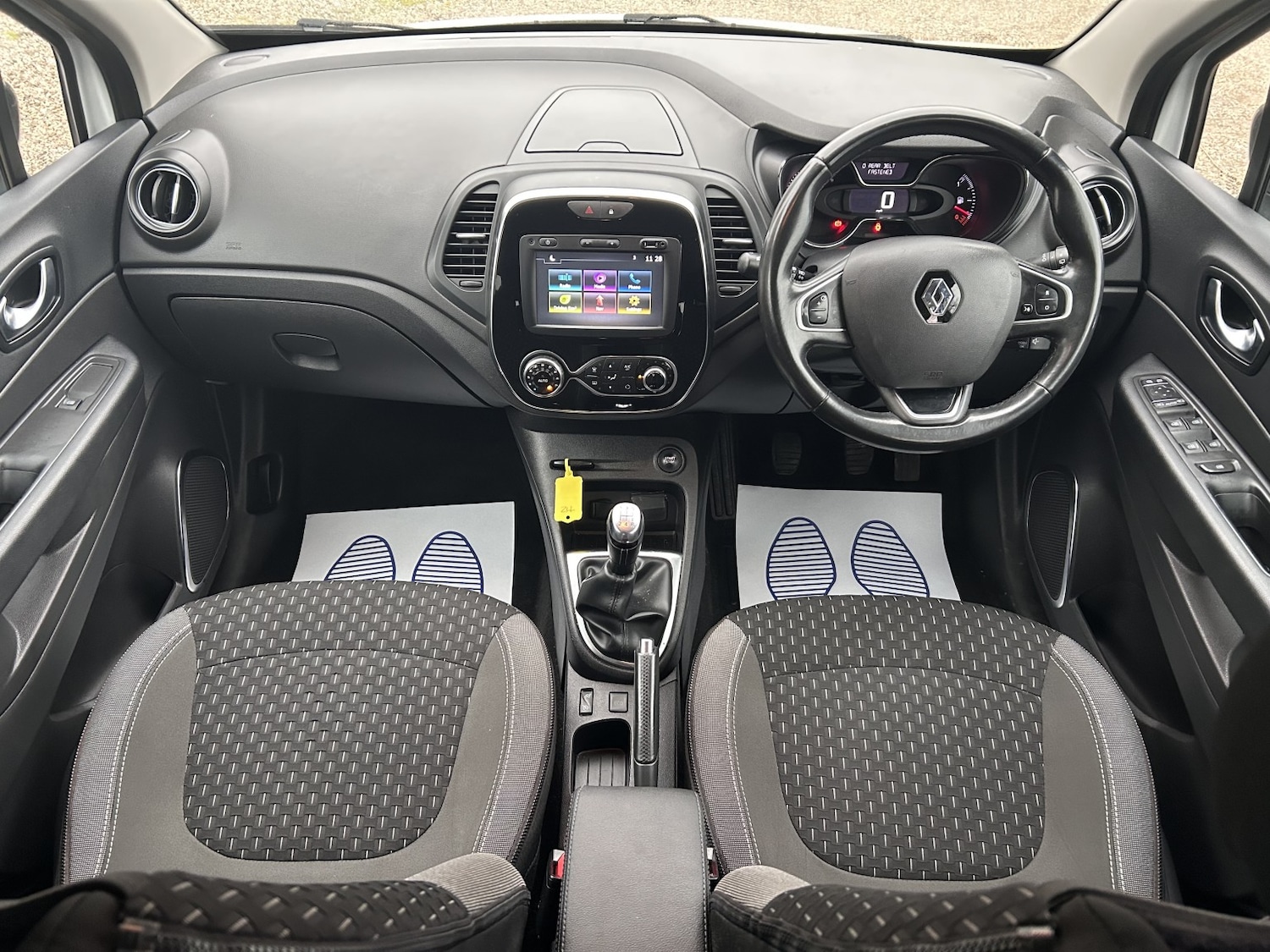 Used Renault Captur 2018 for sale - 77423392: Photo 17