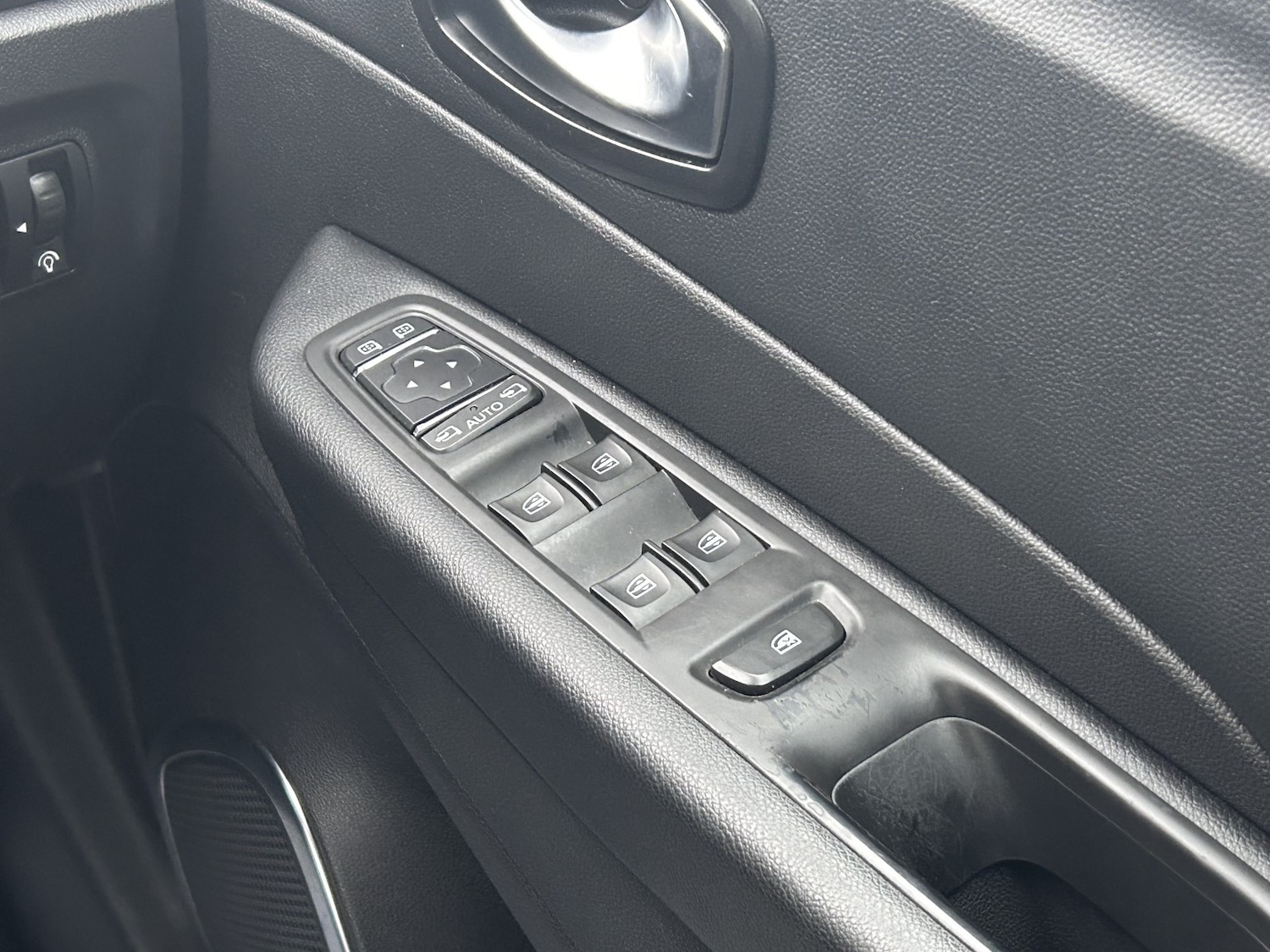 Used Renault Captur 2018 for sale - 77423392: Photo 27