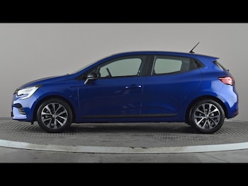 Used Renault Clio 2023 for sale - 78901294: Photo