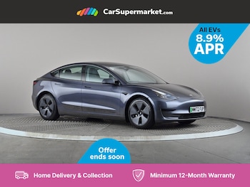 2022 - RWD 4dr Auto