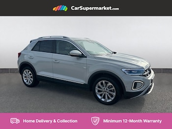 Used Volkswagen T-Roc 2023 for sale - 75924956: Photo