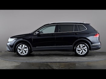 Used Volkswagen Tiguan Allspace 2023 for sale - 78699288: Photo