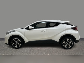 Used Toyota C-HR 2023 for sale - 78577272: Photo