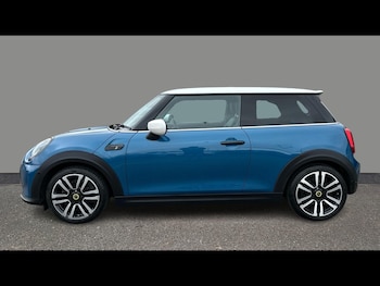 Used MINI Hatch 2023 for sale - 78629173: Photo