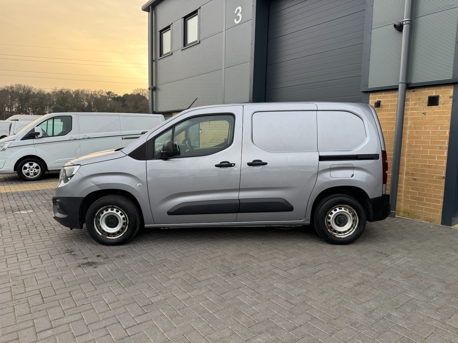 Used Vauxhall Combo 2020 for sale - 77584673: Photo 3