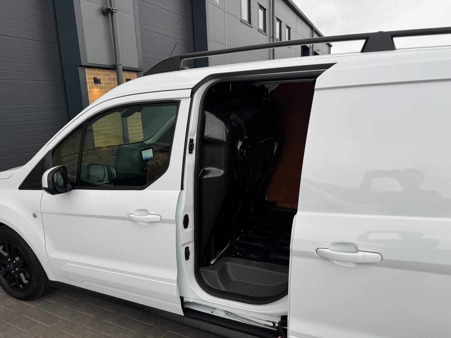 Used Ford Transit Connect 2019 for sale - 75341857: Photo 25