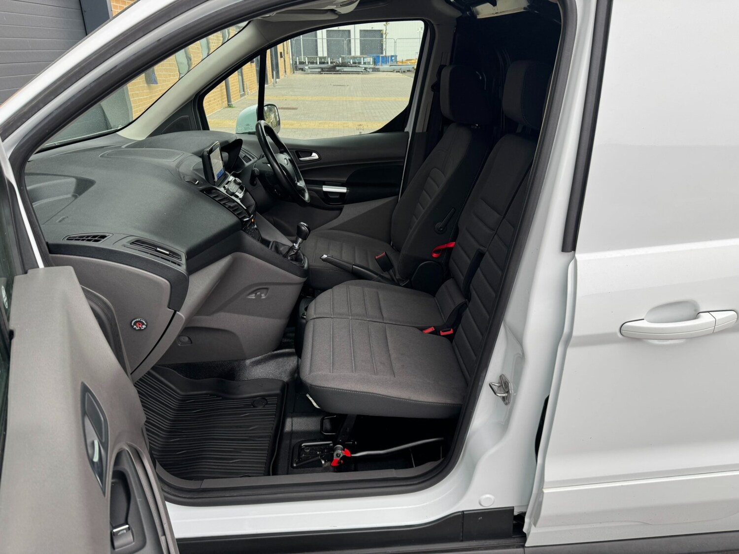 Used Ford Transit Connect 2019 for sale - 75341857: Photo 38