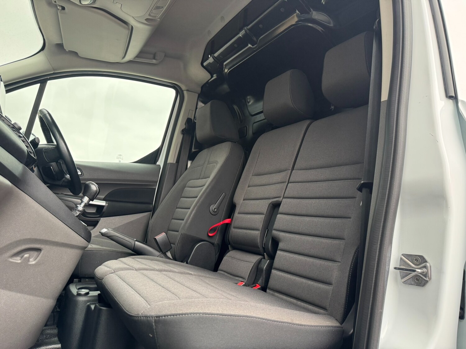 Used Ford Transit Connect 2019 for sale - 75341857: Photo 40