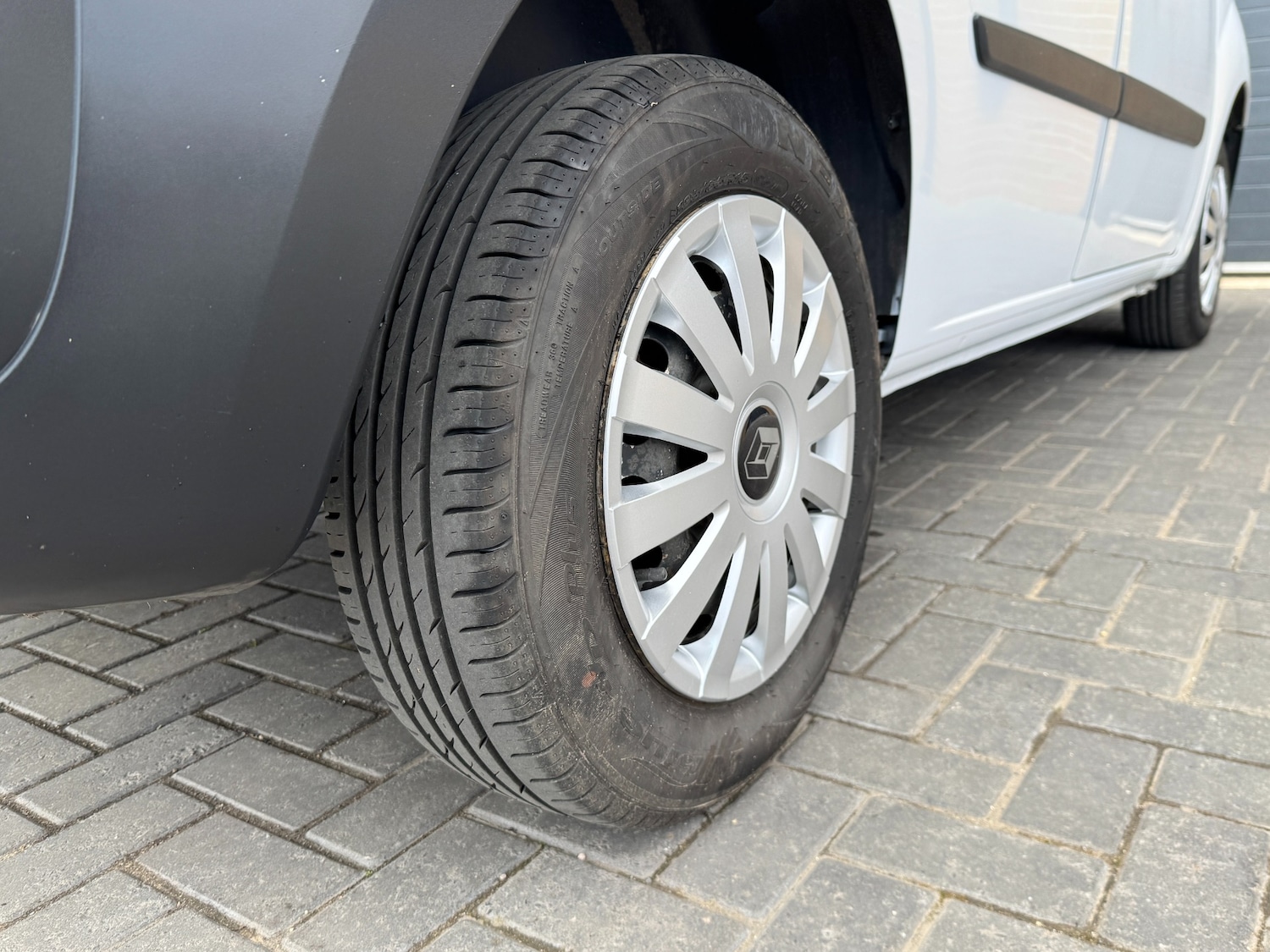 Used Renault Kangoo 2014 for sale - 77288816: Photo 19