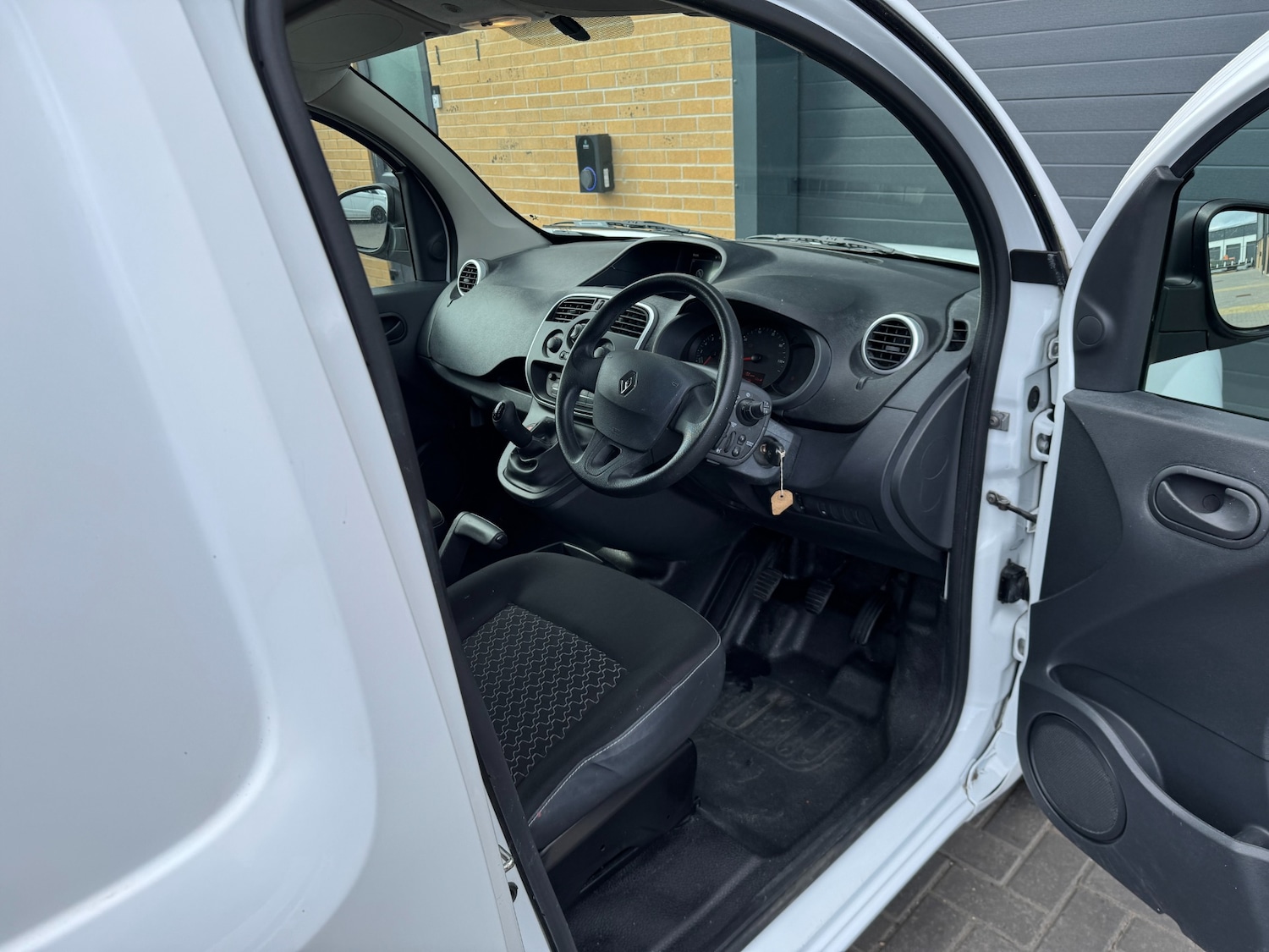 Used Renault Kangoo 2014 for sale - 77288816: Photo 29