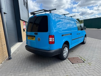 Used Volkswagen Caddy Maxi 2013 for sale - 78550227: Photo