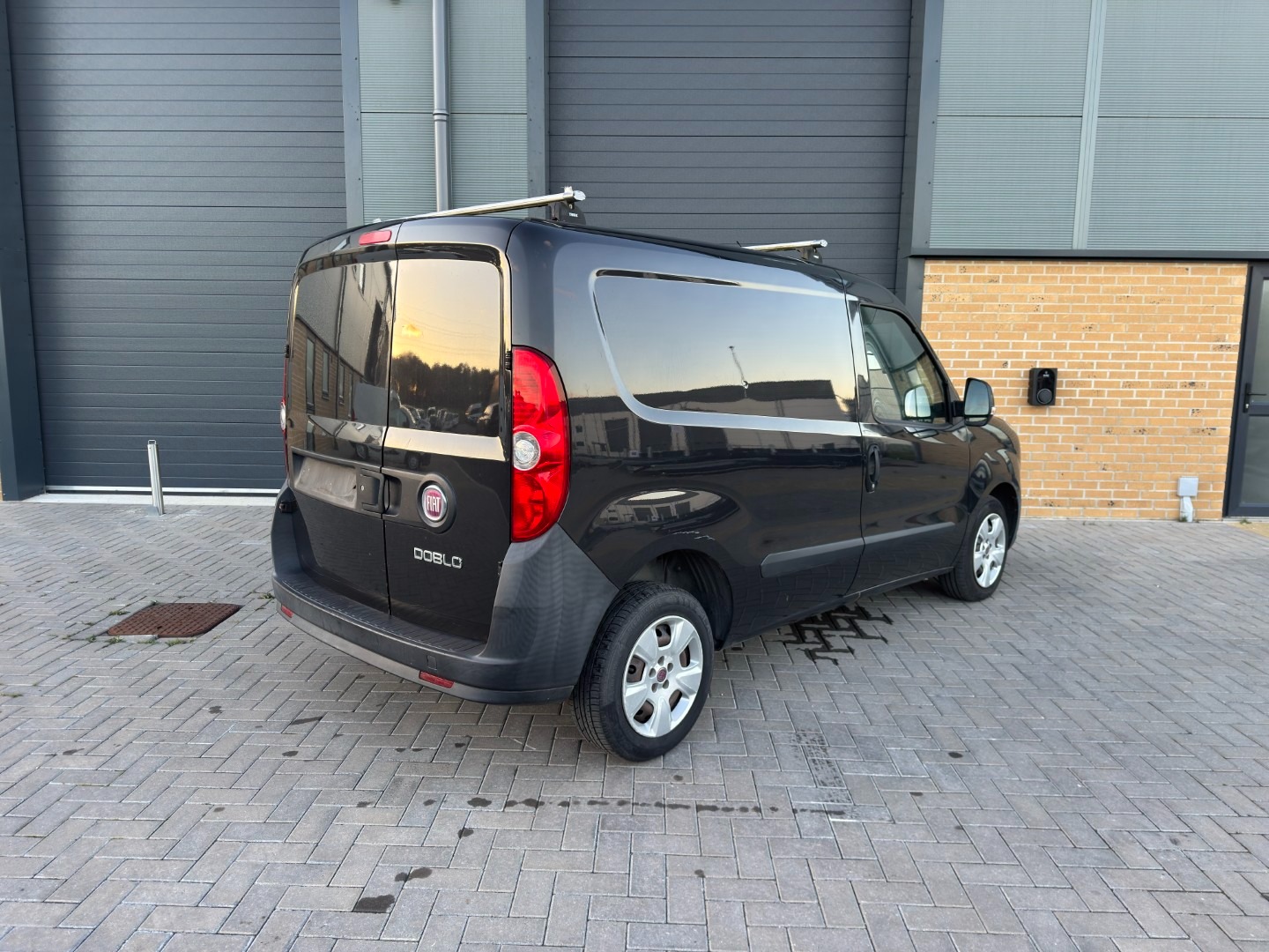 Used Fiat Doblo 2010 for sale - 76627377: Photo 2