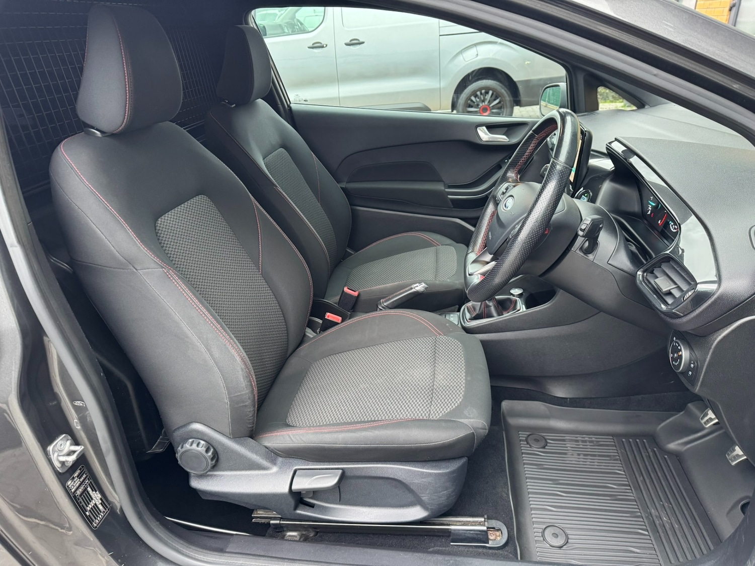 Used Ford Fiesta 2019 for sale - 77584669: Photo 37