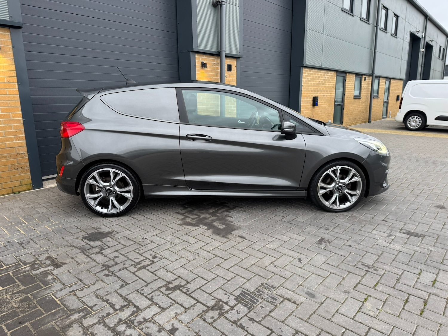Used Ford Fiesta 2019 for sale - 77584669: Photo 5