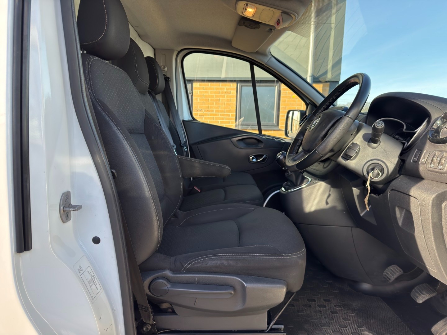 Used Vauxhall Vivaro 2018 for sale - 77065853: Photo 33