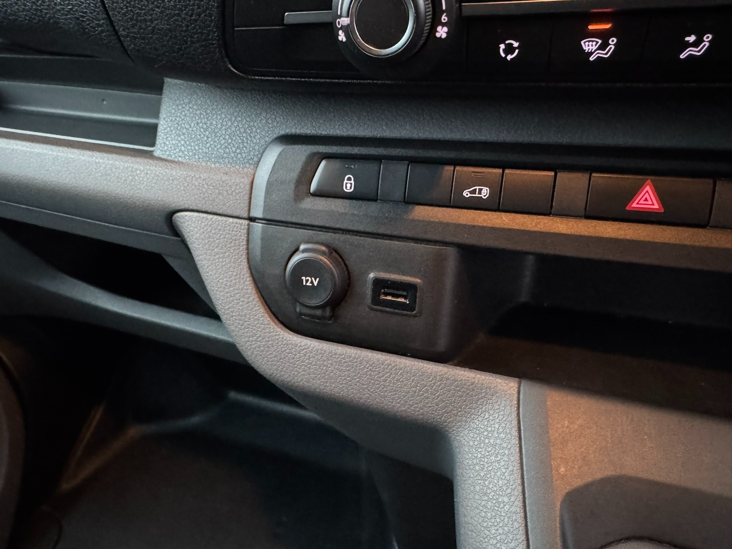 Used Vauxhall Vivaro 2020 for sale - 77394015: Photo 34