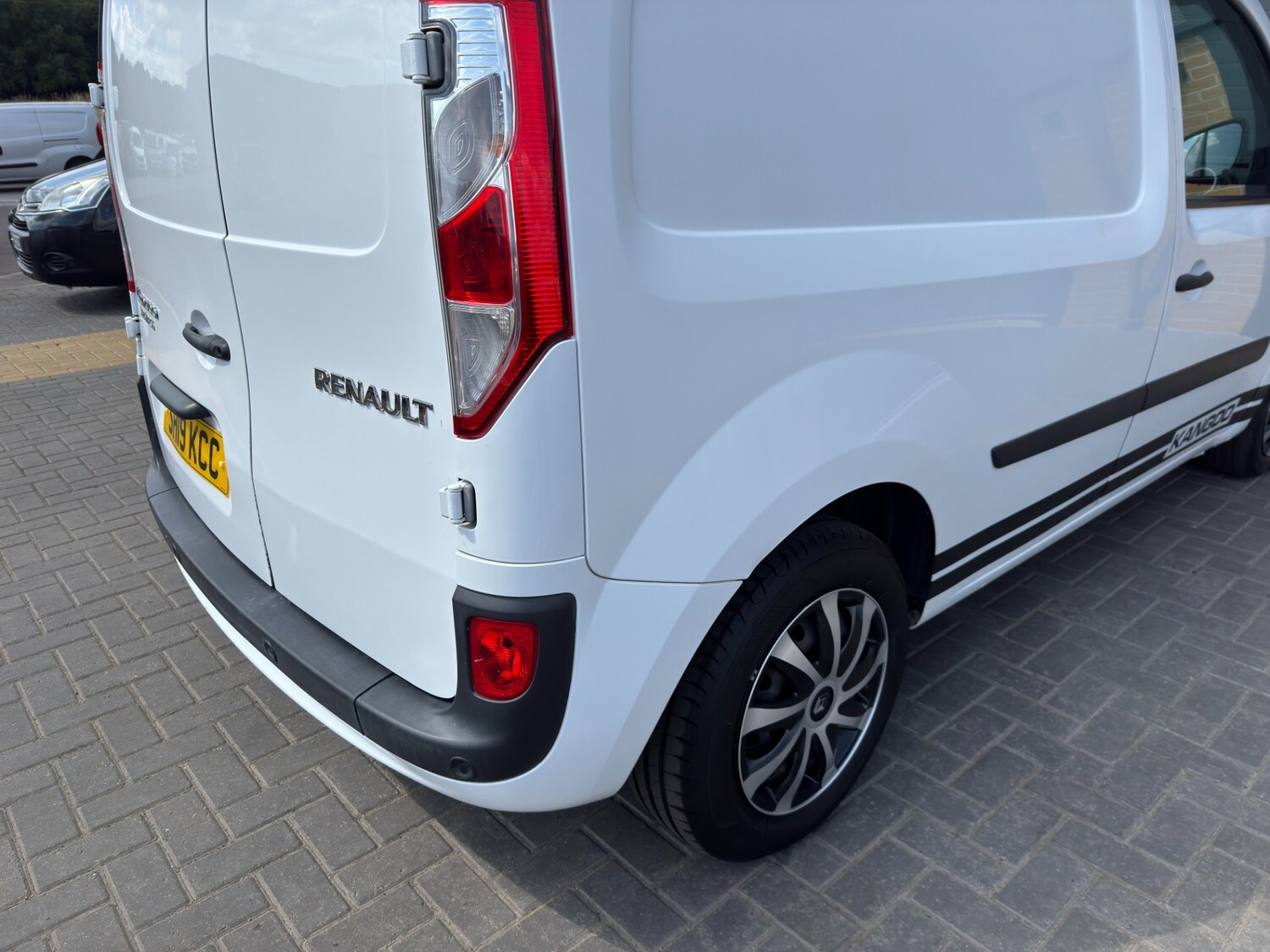 Vehicle 21