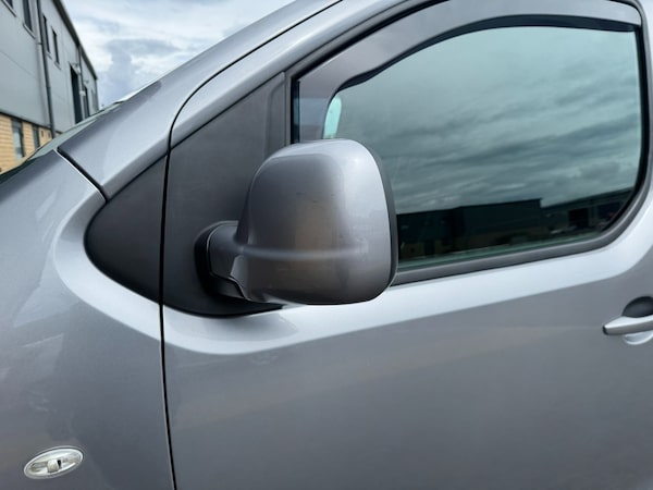 Used Vauxhall Vivaro 2019 for sale - 74853021: Photo 15