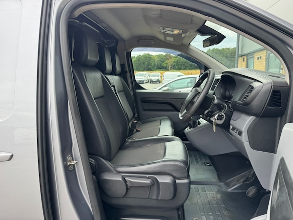 Used Vauxhall Vivaro 2019 for sale - 74853021: Photo 31