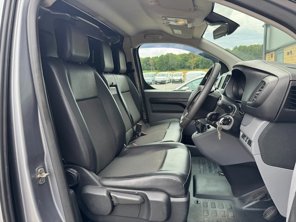 Used Vauxhall Vivaro 2019 for sale - 74853021: Photo 32