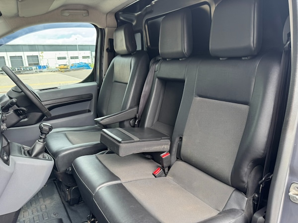 Used Vauxhall Vivaro 2019 for sale - 74853021: Photo 42