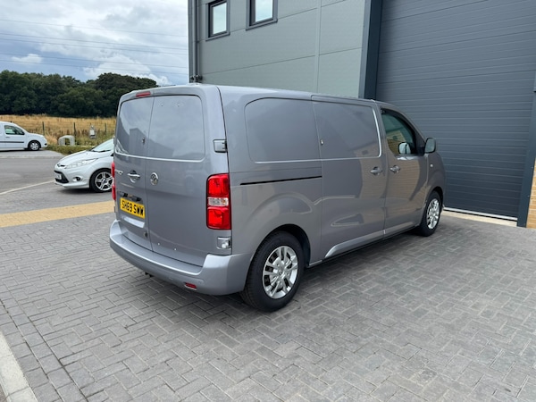 Used Vauxhall Vivaro 2019 for sale - 74853021: Photo 6